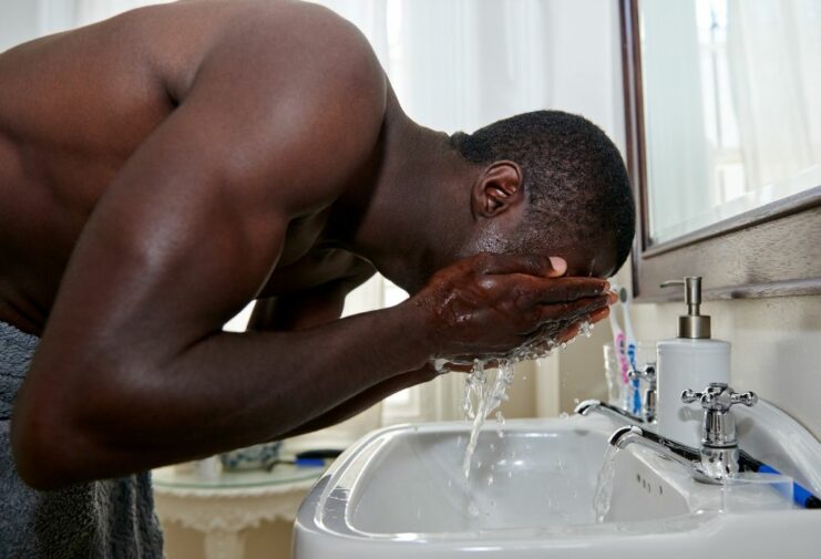 Best Face Wash For Men - Top 10 Men's Face Washes
