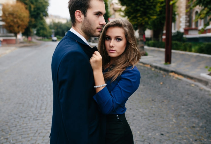 13 Relationship Red Flags In Women You Should Never Ignore