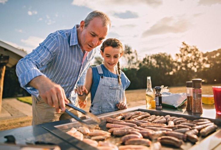 Throw A Killer BBQ In Style - The Ultimate Man's Guide